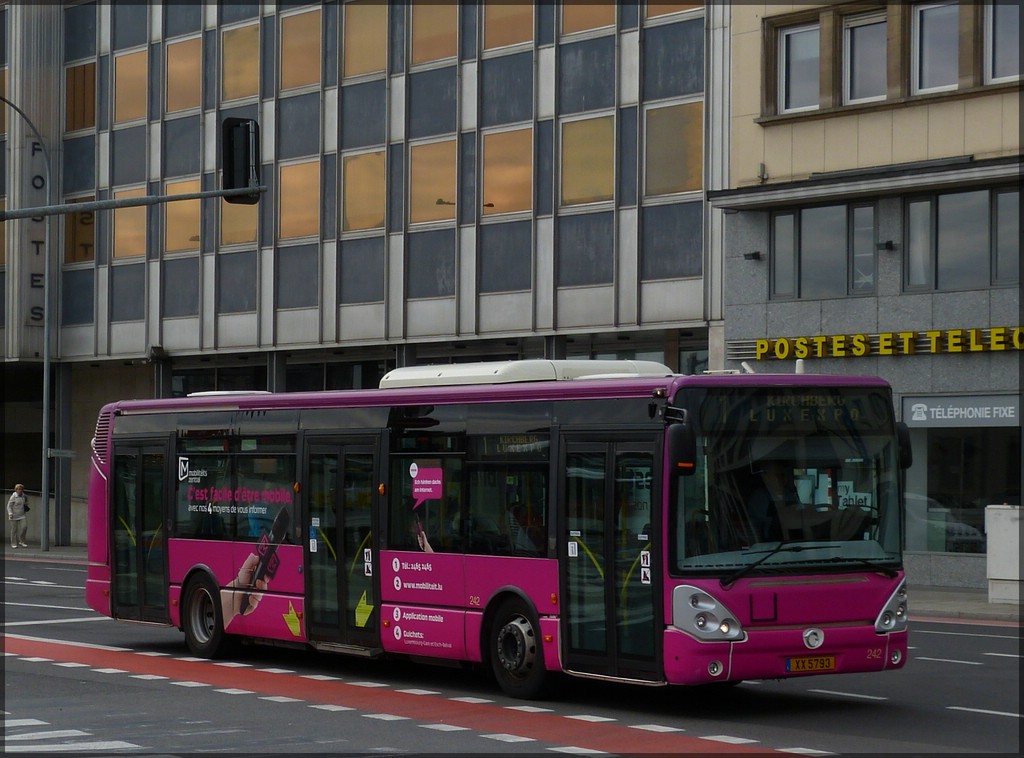 (XX 5793) VDL 242, am Bahnhof von Luxemburg fuhr mir dieser Irisbus Citelis am 23.09.2012 vor die Linse.