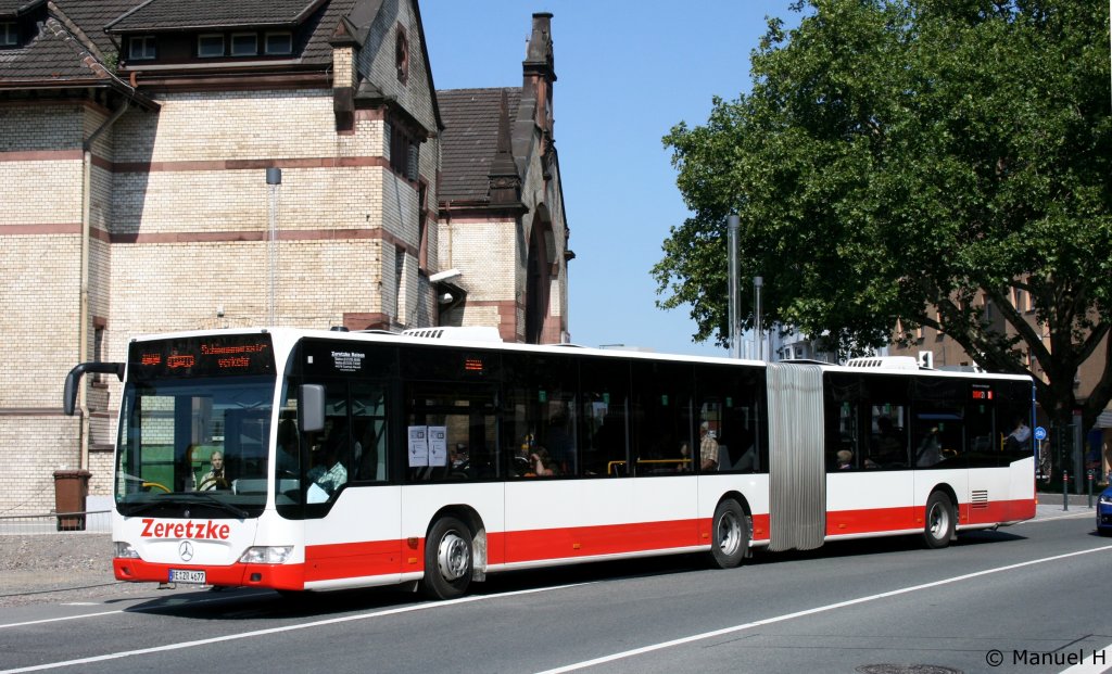 Zeretzke (RE ZR 4677) mit SEV nach Wetter.
Der Bus fhrt sonst im Auftrag der DSW21.
14.8.2010.
