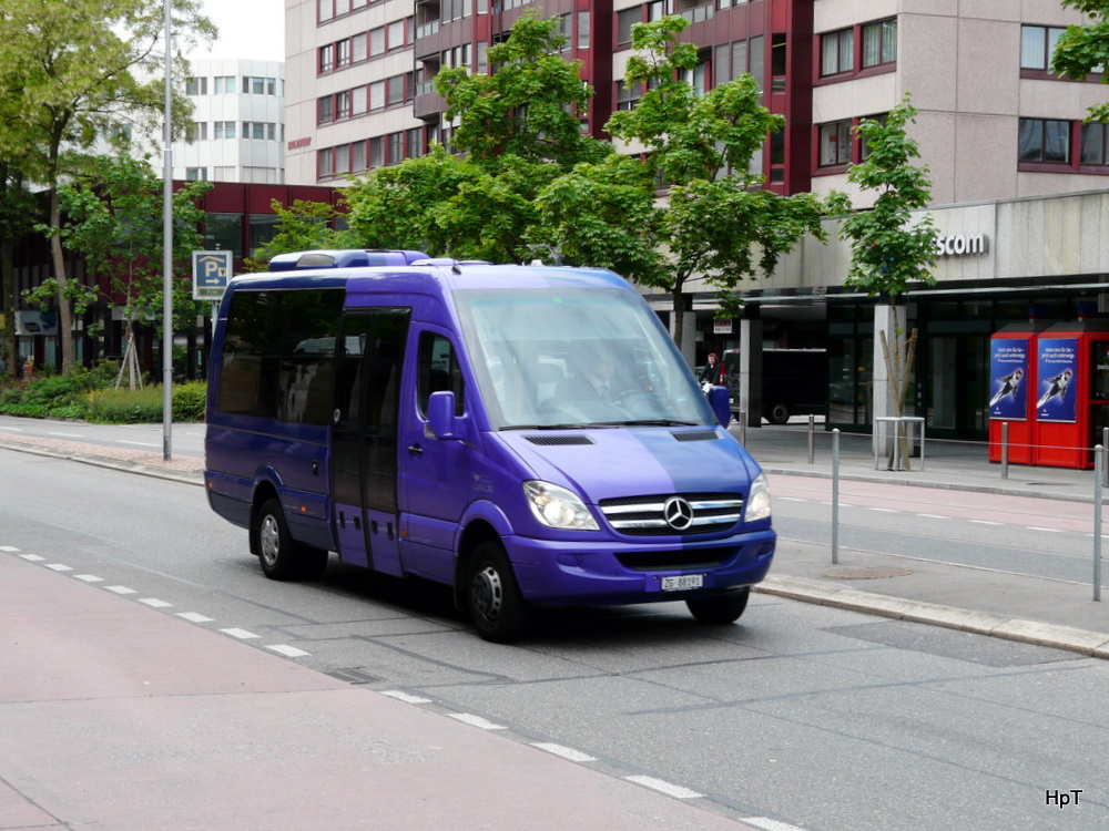 Zugerland - Mercedes Sprinter Nr... ZG 88191 unterwegs in der Stadt Zug am 17.05.2011