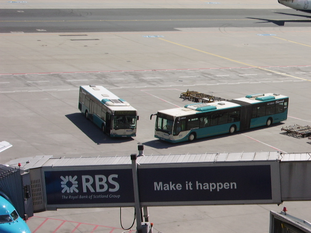 Zwei Arriva Sippel Citaro in Frankfurt am Main Flughafen am 11.05.08