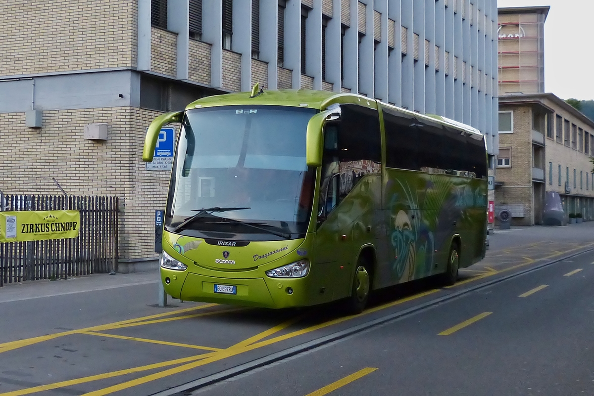 . Diesen Scania Irizar habe ich am 05.06.2015 in Zrich aufgenommen.