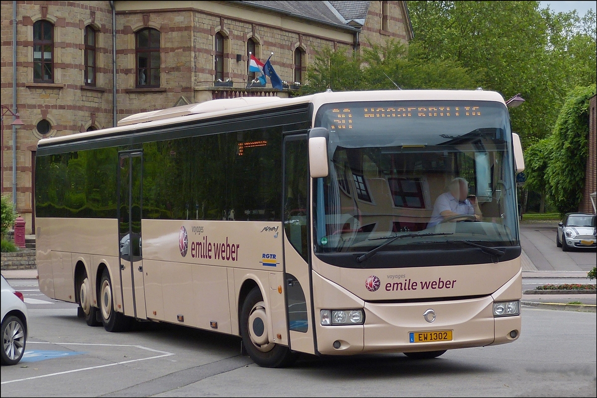 . EW 1302  Irisbus Arway der Firma Emile Weber kommt am Bahnhof in Wasserbillig an.  27.05.2014