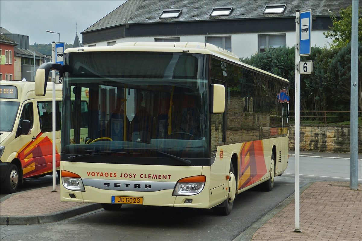 . JC 6023,  Setra S 415 NF von Voyages Josy Clement, aufgenommen am 14.09.2017 am Busbahnhof in Mersch. 