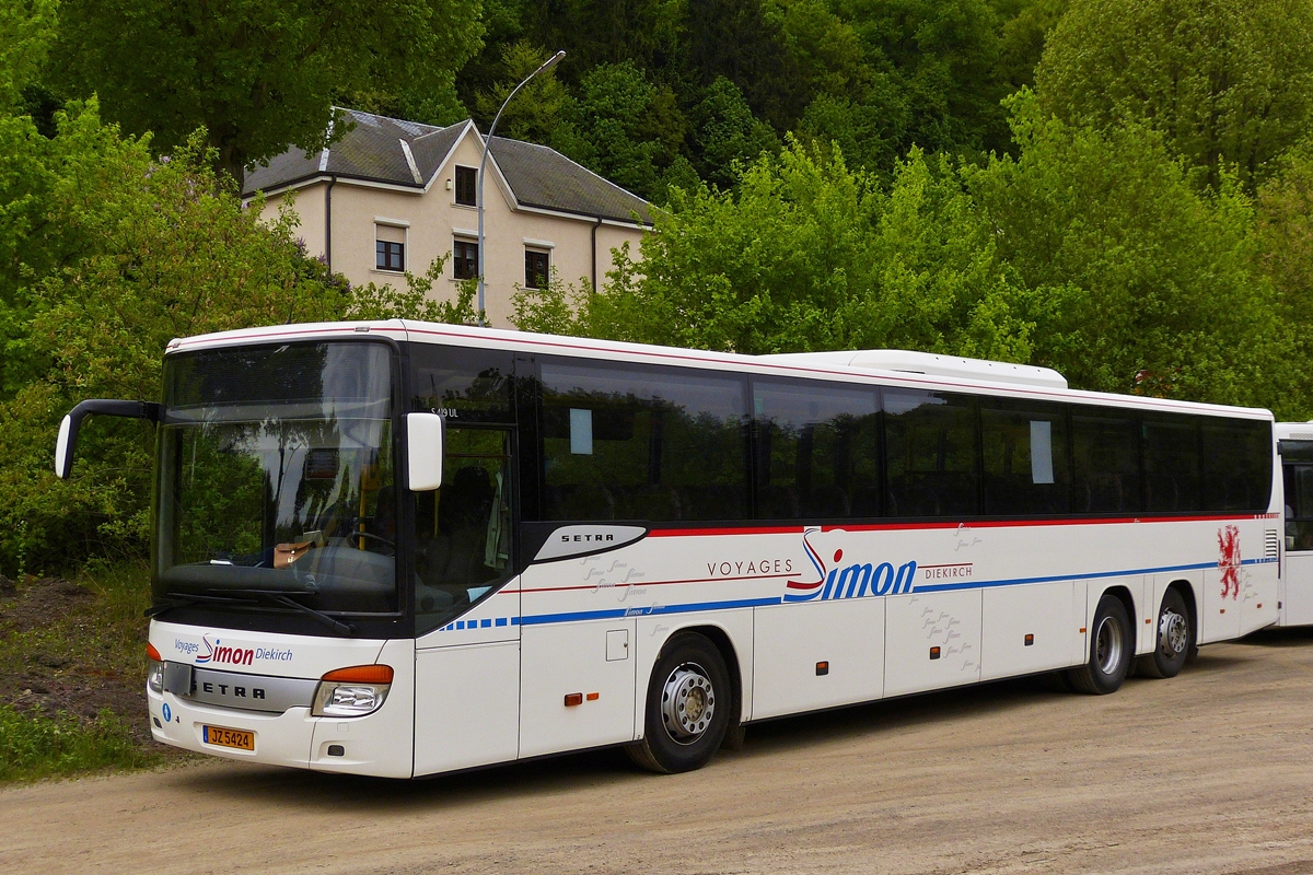 . JZ 5424  Setra S 419 UL der Firma Simon aus Diekirch aufgenommen nahe Wiltz am 06.05.2014.