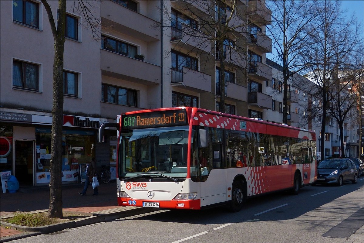 . Mercedes Benz Citaro an der Bushaltestelle Bonn-Beuel Bahnhof.  11.04.2016