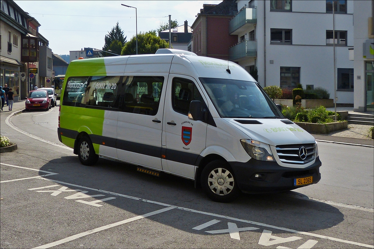 . SL 2365, Mercedes Benz Sprinter, Rufbus der Ortschaft mersch, aufgenommen am Bahnhof Mersch am 28.08.2017.  