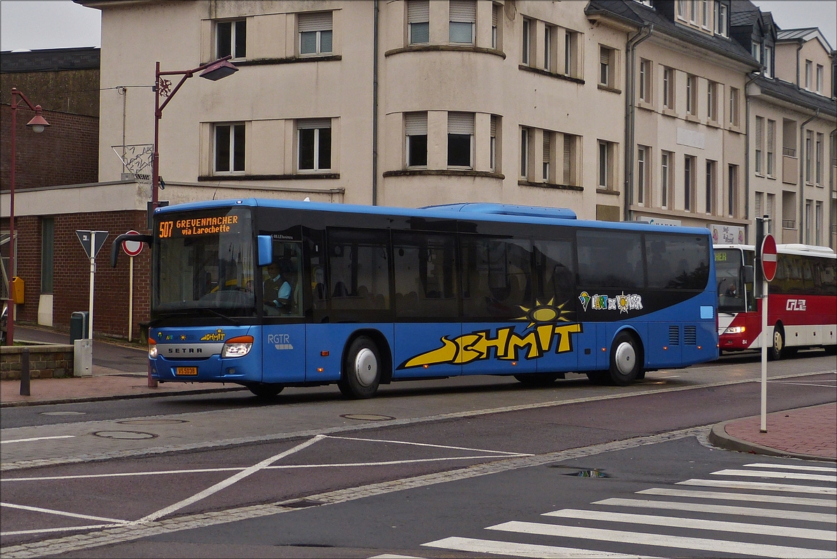 . VS 5038  Setra S 416 LE von Voyages Schmit, aufgenommen in Wasserbillig.  19.12.2017