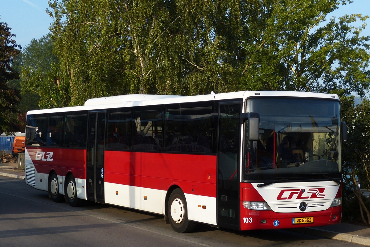 . WK 8662, am 17.09.2014 habe ich diesen Mercedes Benz Integro der CFL am Bahnhof in Ettelbrück aufgenommen.