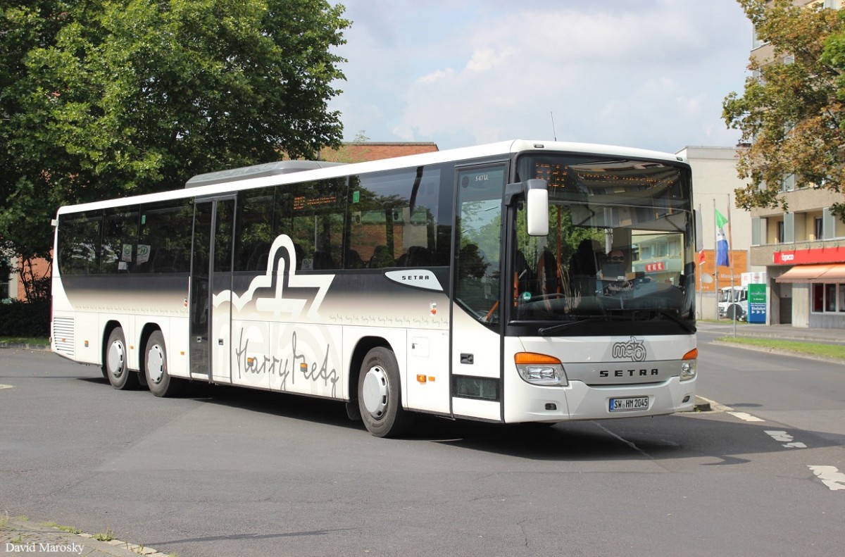 05.08.2014 ein Setra S417UL der Firma Metz am Schweinfurter Bahnhof.