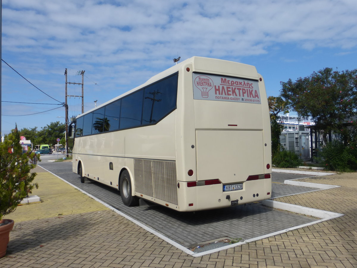 09.10.19,BOVA als Überlandbus auf der Insel Thassos/Greece.