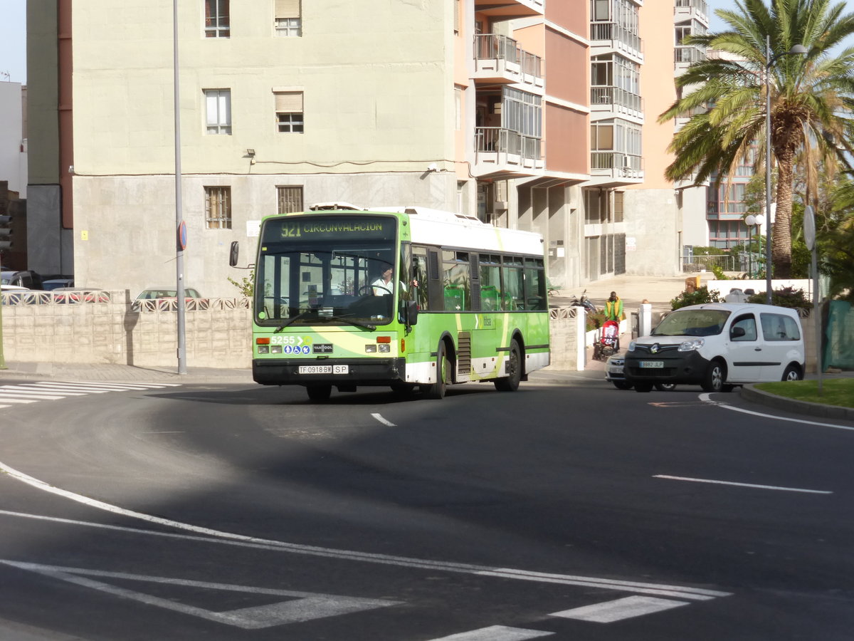 13.01.2017,Van Hool in Santa Cruz de Tenerife.