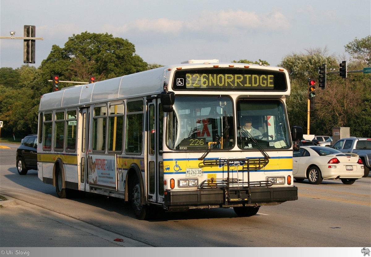 Автобус 6 б. 210 Автобус СПБ. Вебер автобус 2001. Автобус Orion 2 Размеры. Автобус Чикаго.