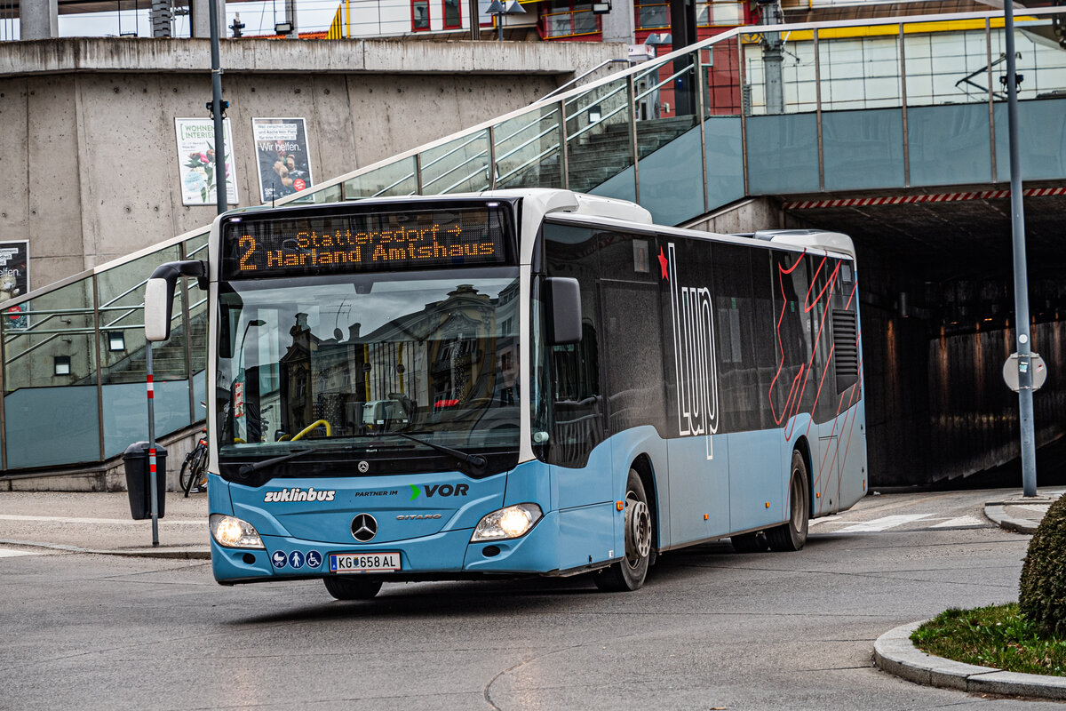 21.2.2024: KG 658 AL der Fimra Zuklinbus verlässt als Linie 2 den St. Pöltner Hauptbahnhof