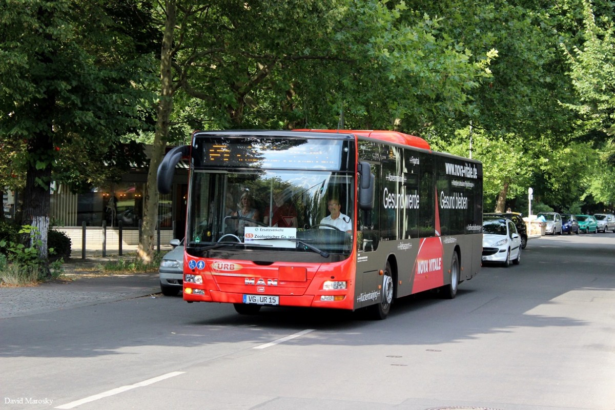 22.07.2014 ein MAN Lion`s City Ü der Firma Uecker Randow Bus kommt grade vom S Bellevue auf dem Stadtbahn SEV in Berlin.