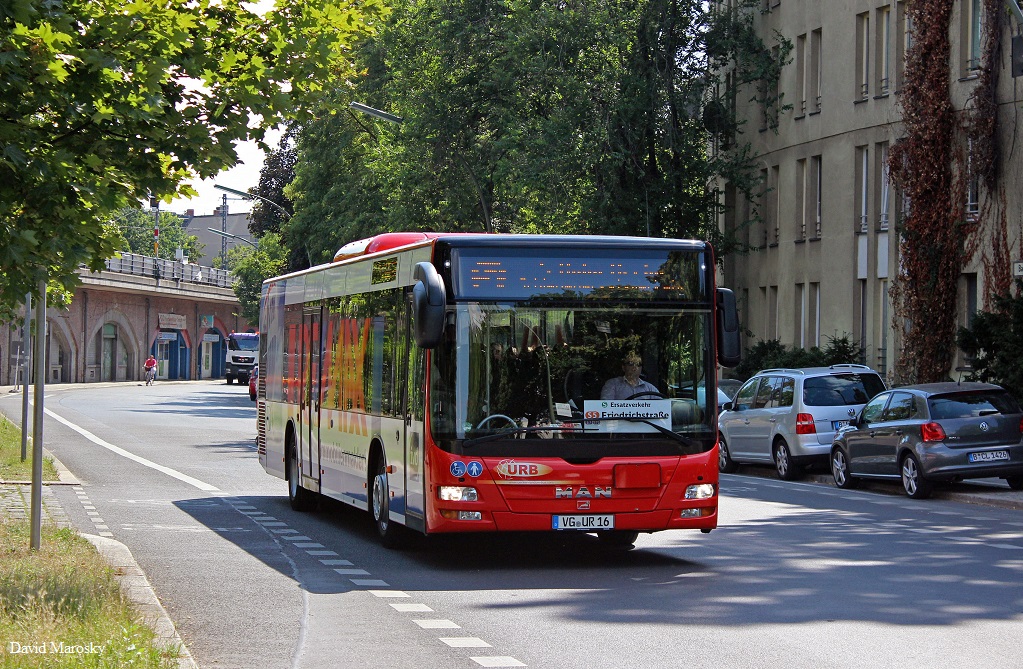23.07.2014 ein MAN Lion`s City Ü der Firma Uecker-Randow verlässt grade den S Tiergarten in Berlin. 