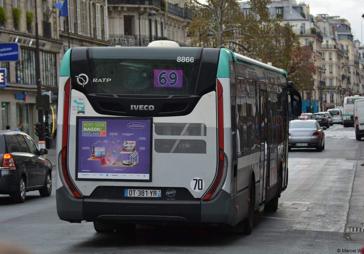 26.10.2018 / Frankreich - Paris / DT-381-YR -> IVECO Urbanway.