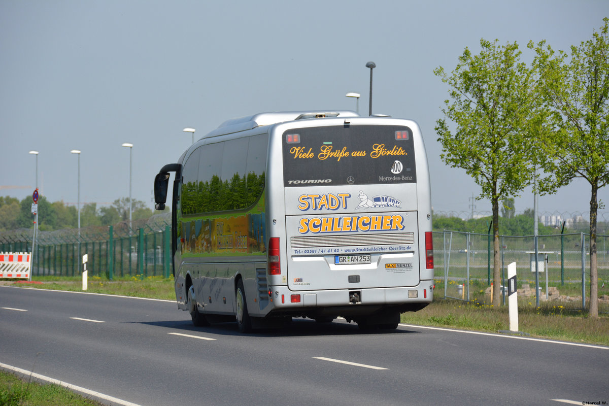 28.04.2018 | Brandenburg - Schönefeld (ILA) | Mercedes Benz Tourino | Taxi Menzel | M-AN 2521 |