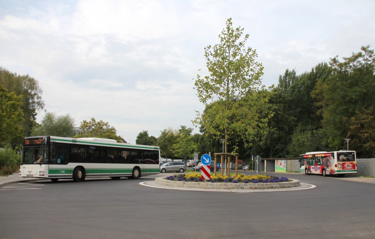 29.8.2014 Zepernick. Neu gebaute Wendeschleife  - notwendig durch Neuordnung der Buslinien geworden.