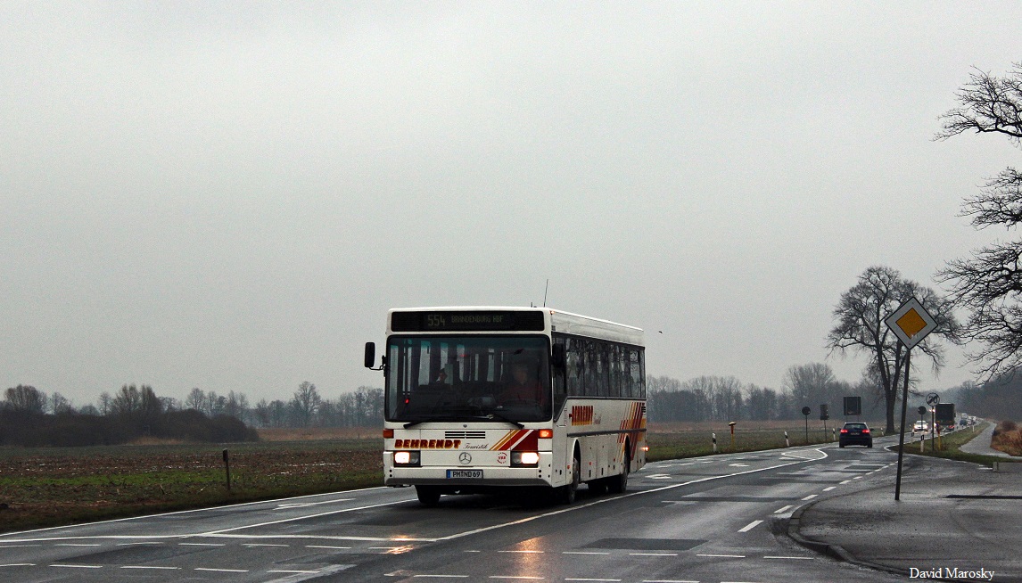 31.01.2015 einer der letzten 2 O407 bei Behrendt kurz vor dem Wuster Freizeitzentrum.
