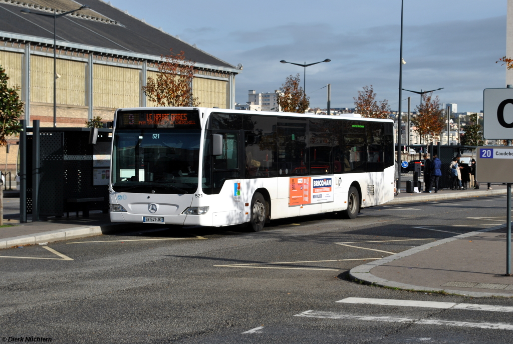 521 (BY 547 JK) Le Havre Gares ist soeben auf der LInie 9 am Bahnhof angekommen.

Aufgenommen am 12.11.2018