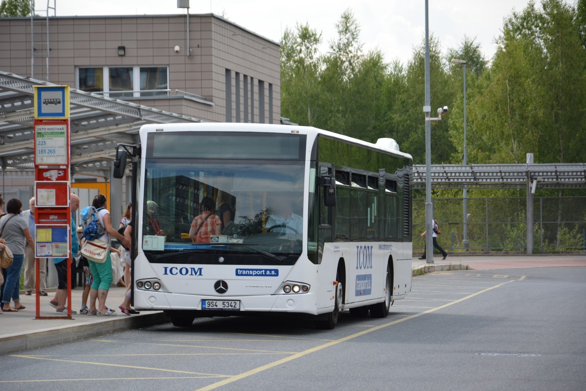 9S4-5342 steht am Depo Hostivař zur Abfahrt bereit. Aufgenommen am 16.07.2014.