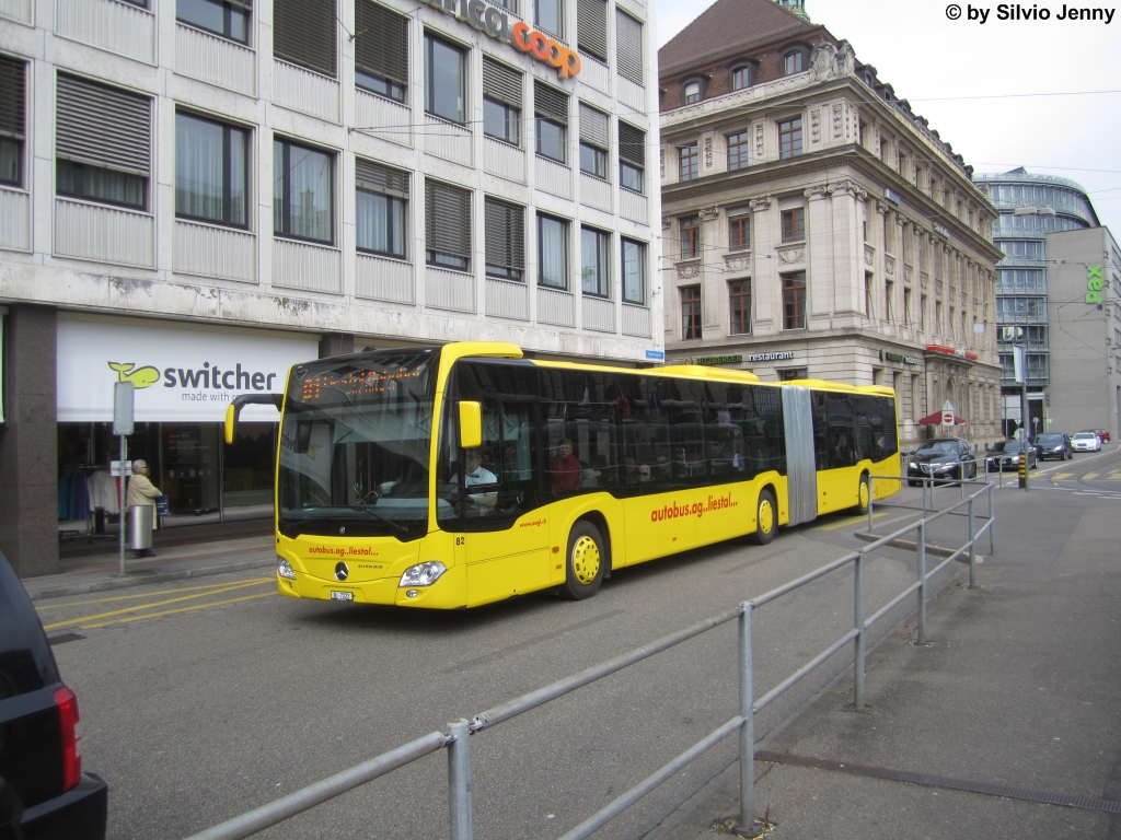 AAGL Nr. 82 (Mercedes Citaro C2 O530G) am 28.3.2015 in Basel, Aeschenplatz