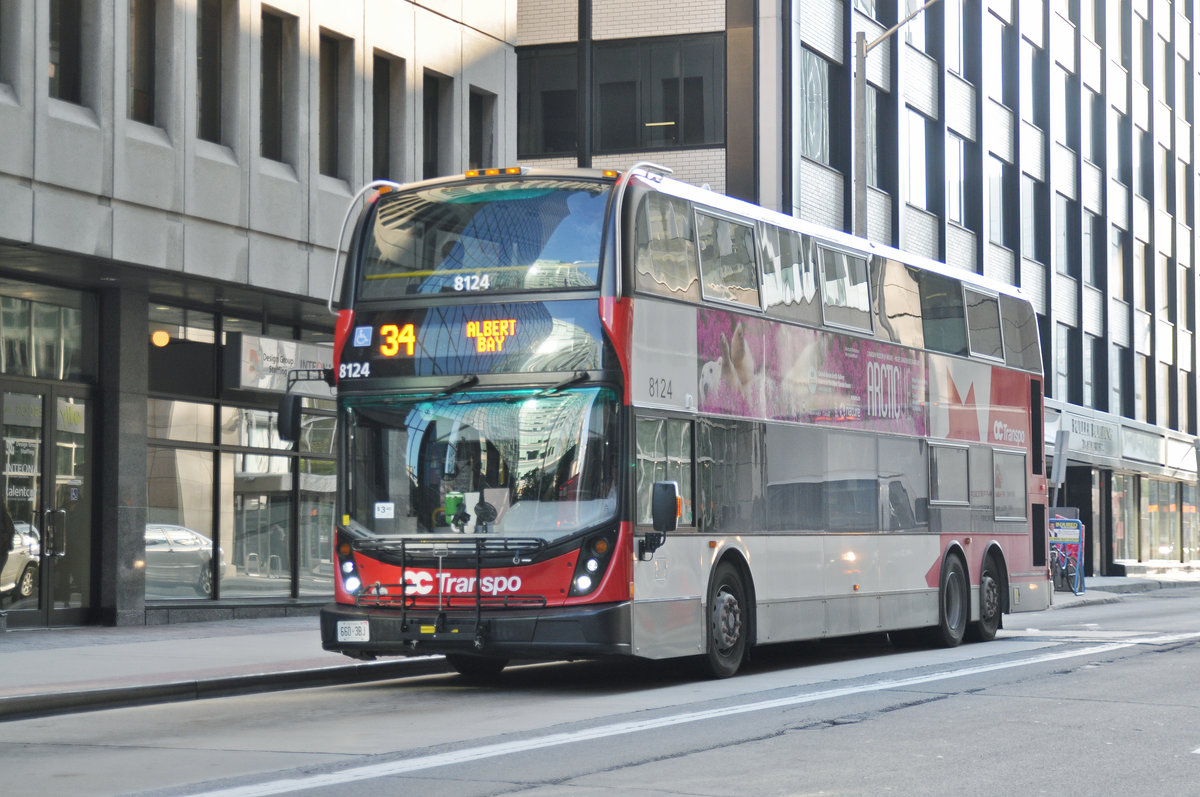Alexander Denis E 500 Bus mit der Nummer 8124, auf der Linie 34 unterwegs in Ottawa. Die Aufnahme stammt vom 18.07.2017.