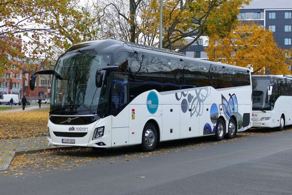 alk reizen (BE) - Volvo New 9900. Berlin im November 2021.