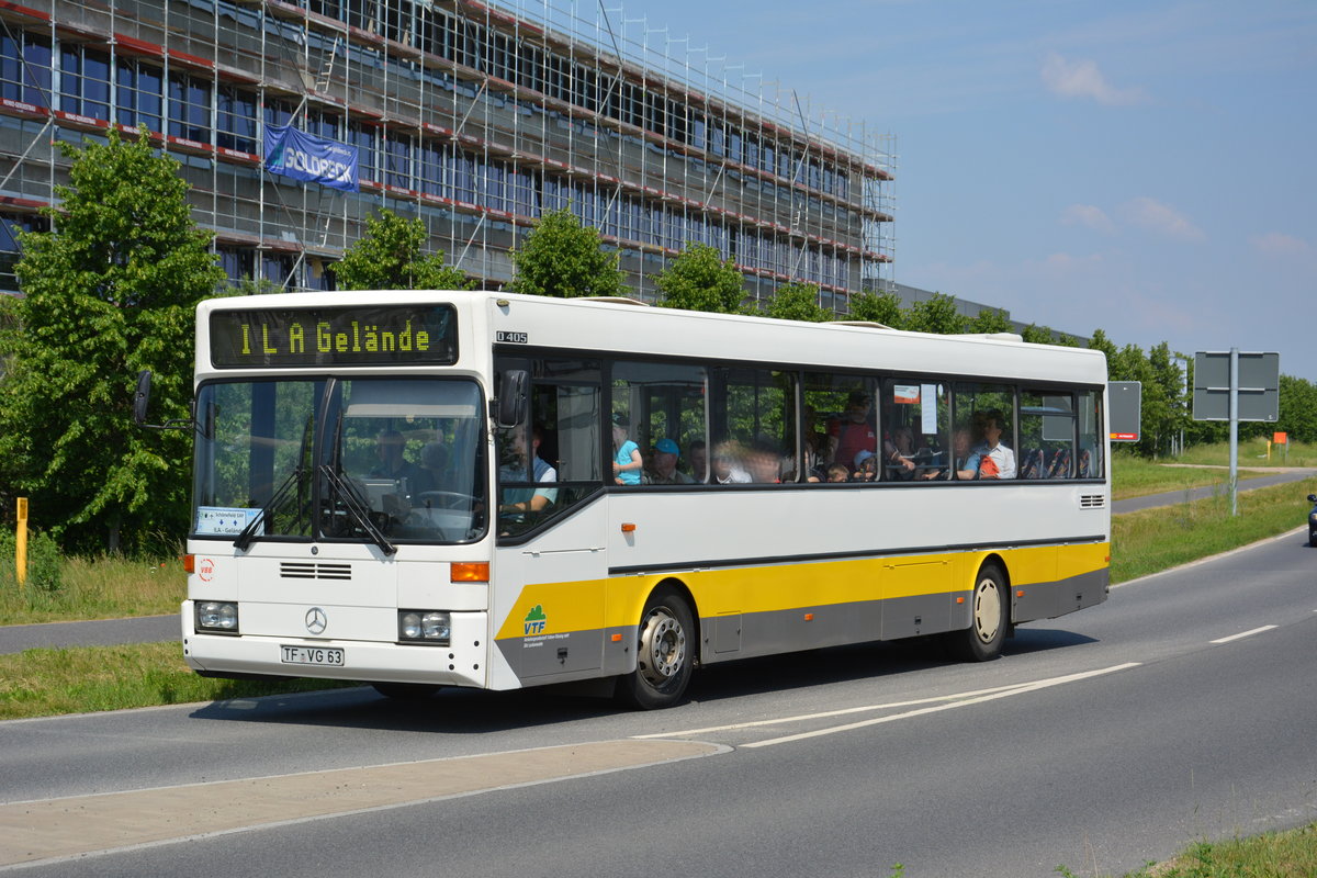 Am 04.06.2016 fährt TF-VG 63 für die ILA 2016 auf der Shuttle Linie  S . Aufgenommen wurde ein Mercedes Benz O405 der VTF.
