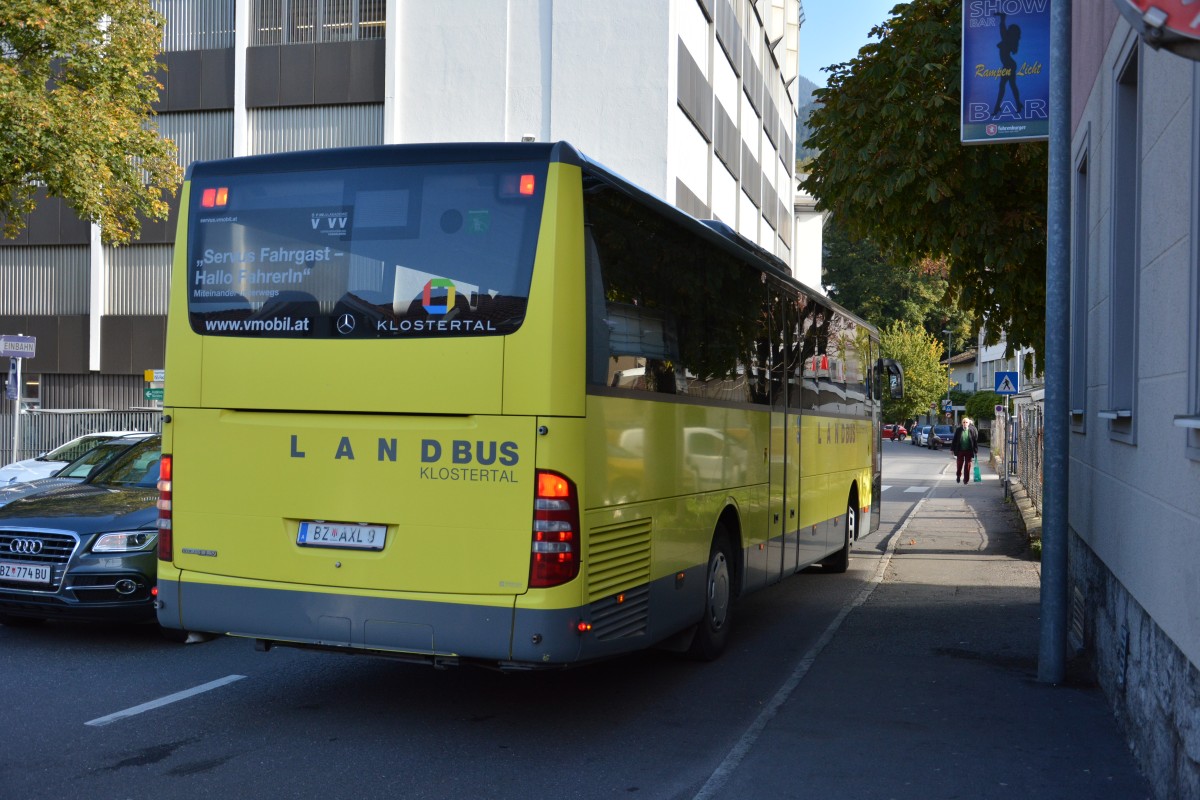 Am 10.10.2015 fährt BZ-AXL 9 auf Betriebsfahrt. Aufgenommen wurde ein Mercedes Benz Integro / Landbus Klostertal / Bludenz Bahnhof.
