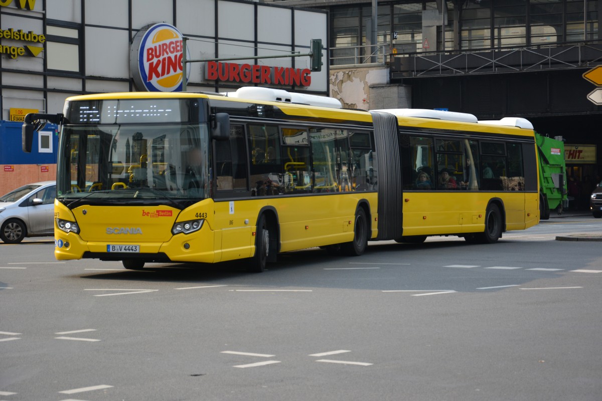 Am 13.03.2015 fährt B-V 4443 (Scania Citywide) auf der Linie M45 zur Hertzallee. Aufgenommen am Hardenbergplatz in Berlin.
