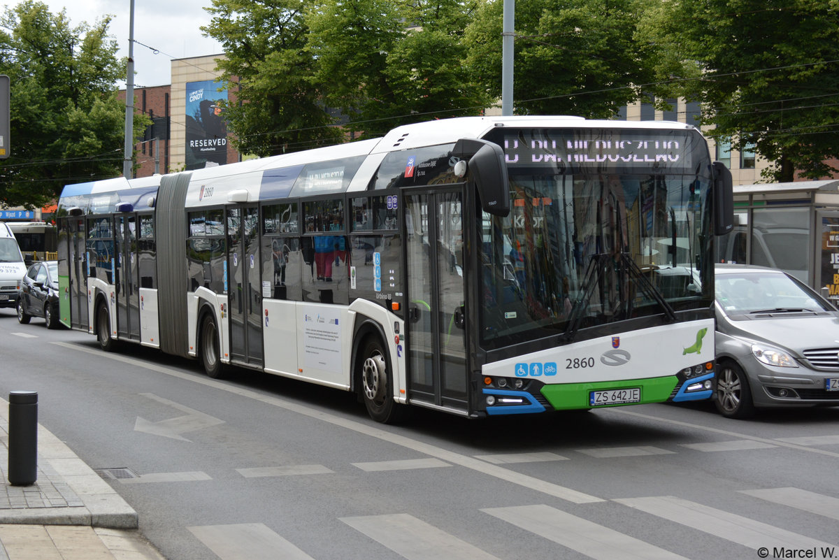 Am 23.06.2018 fuhr ZS-642JE durch Stettin. Aufgenommen wurde ein Solaris Urbino 18.