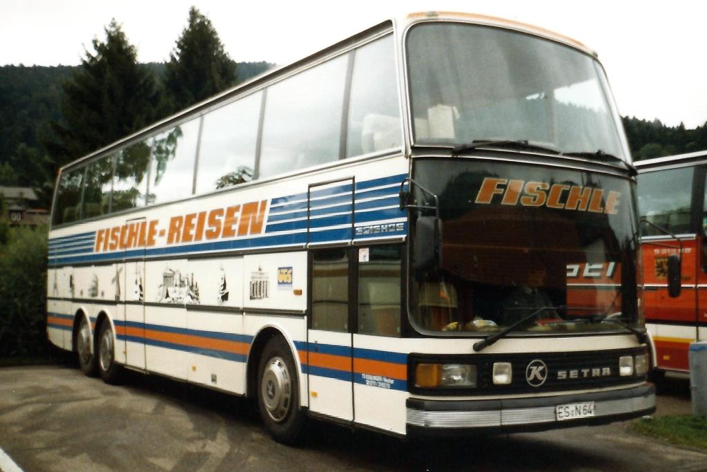 Aus den 80-er Jahren: Setra S 216 HDS  Fischle , in Bad Herrenalb