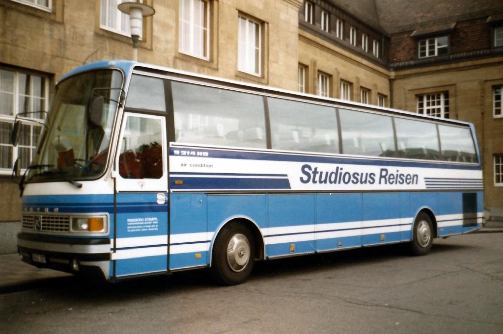 Aus den 80/90-er Jahren: Setra S 214 HD  Studiosus Stempfl , in Karlsruhe