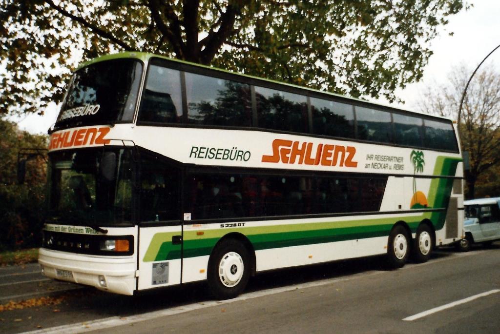 Aus den 90-er Jahren: Setra S 228 DT  Schlienz , in Heidelberg