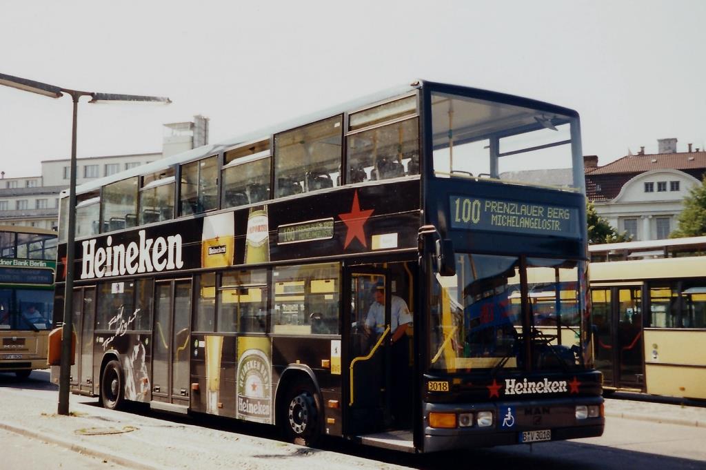Aus dem Archiv: MAN ND 202  BVG  B-V 3018, Berlin 90-er Jahre