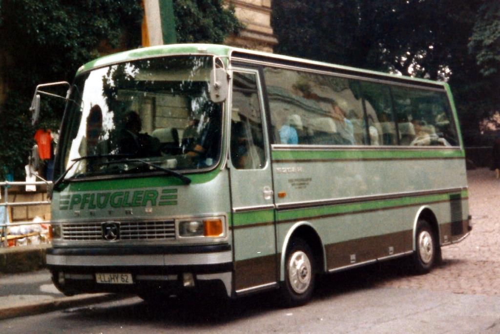 Aus dem Archiv: Setra S 208 H  Pflügler , Heidelberg 80-er Jahre