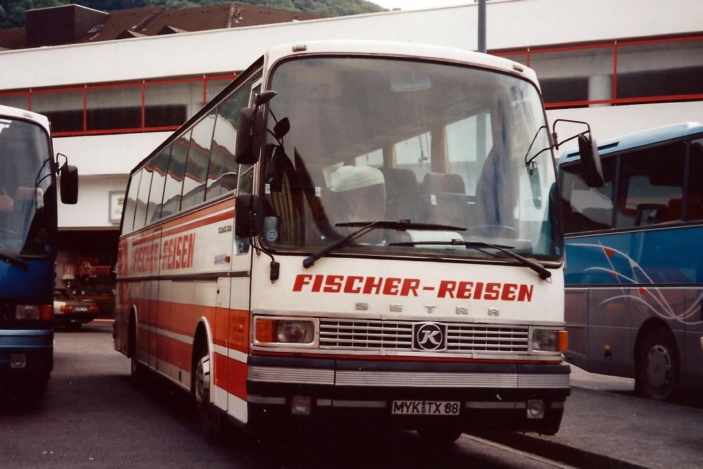 Aus dem Archiv: Setra S 215 HD  Fischer , Heidelberg 90-er Jahre