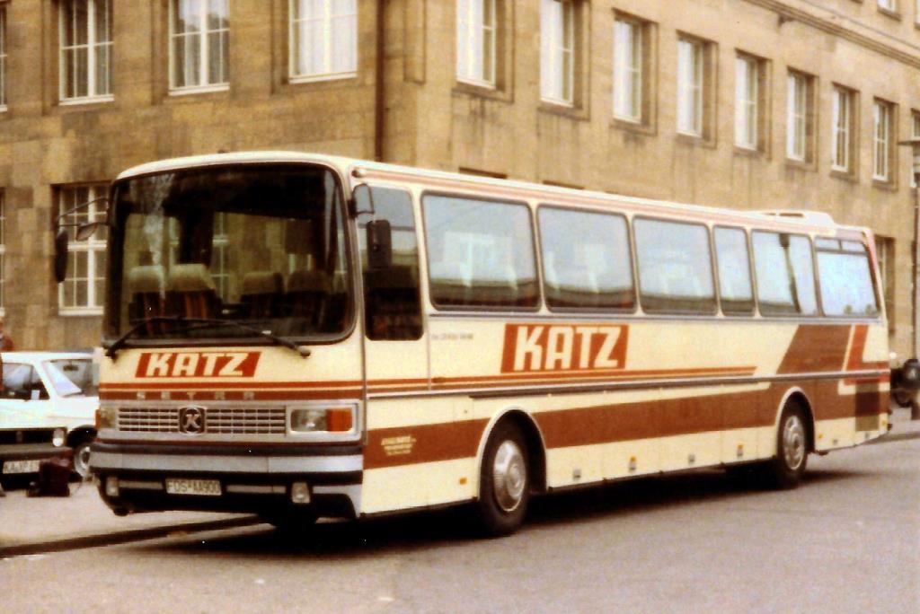 Aus dem Archiv: Setra S 215 HR  Katz , Karlsruhe 80-er Jahre