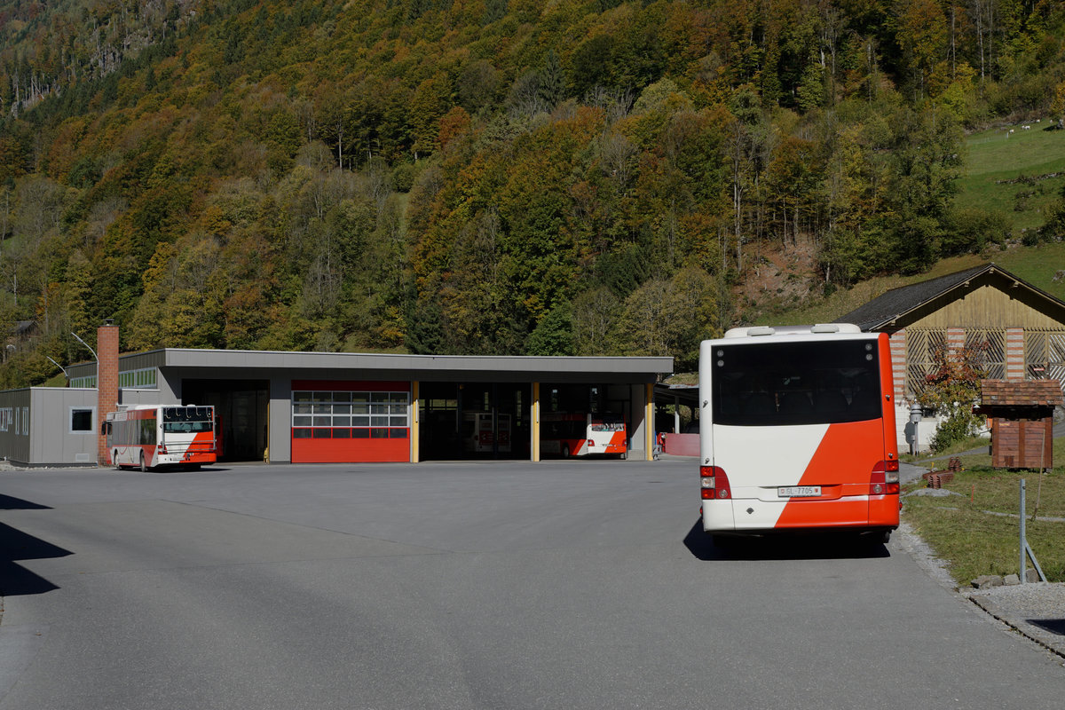 AUTOBETRIEBE SERNFTAL
Impressionen vom GLARNERBUS, ehemals Sernftalbahn, verewigt am 12. Oktober 2017.
Foto: Walter Ruetsch 