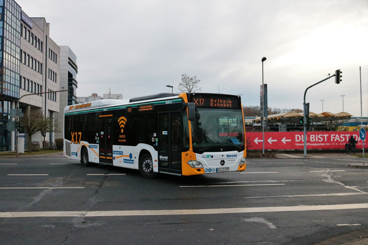 Autobus Sippel Mercedes Benz Citaro 2 der Linie RMV X17 am 05.12.20 in Neu Isenburg