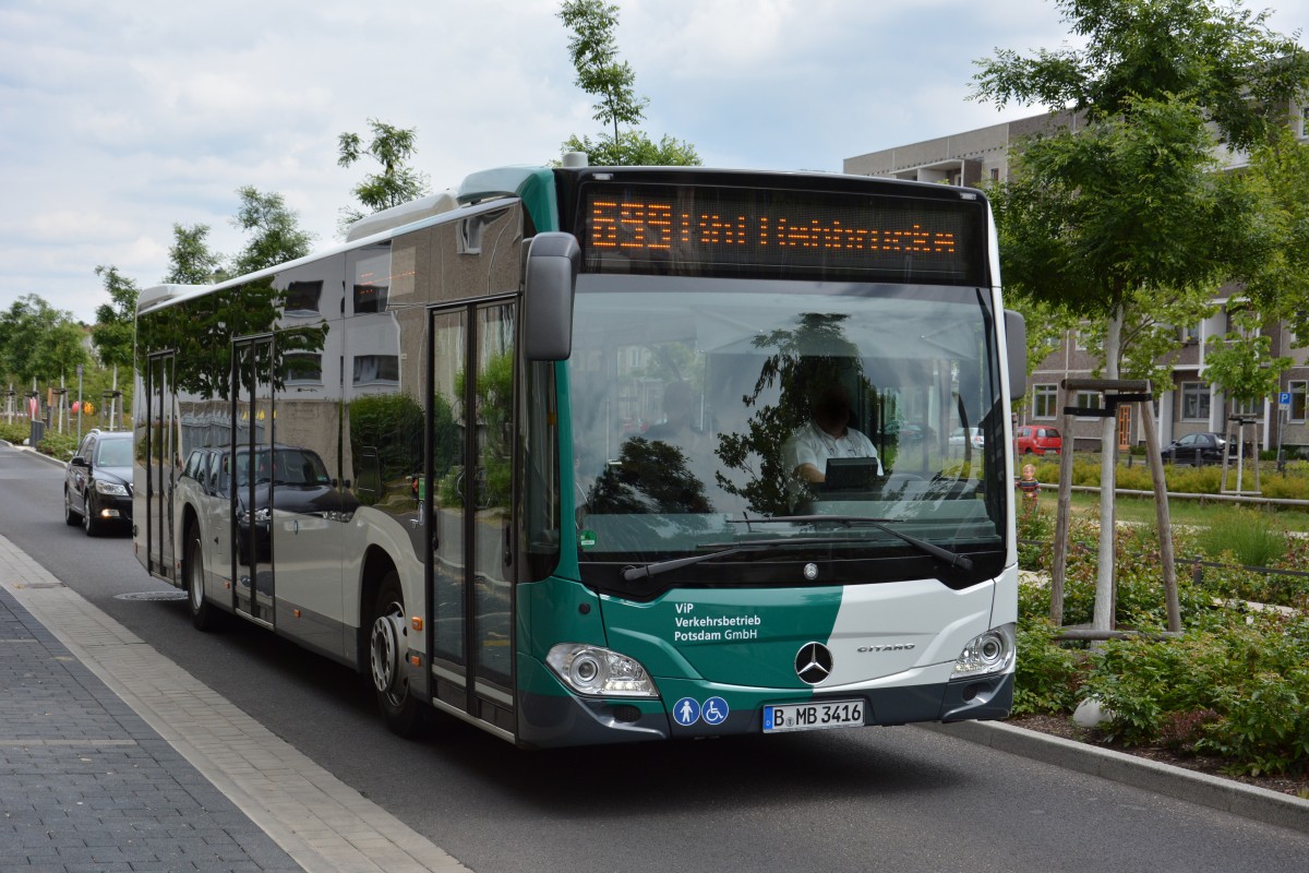 B-MB 3416 (920) fährt am 29.05.2015 auf der Linie 699. Aufgenommen an der Konrad-Wolf-Allee / Mercedes Benz Citaro C2.
