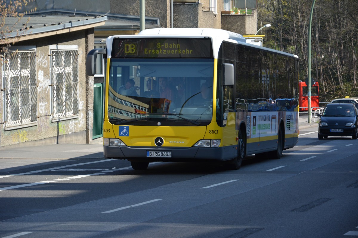 B-RG 8603 als Ersatzverkehr für die S-Bahnlinien 7 und 75. Aufgenommen am 30.03.2014 S Bahnhof Friedrichsfelde Ost.