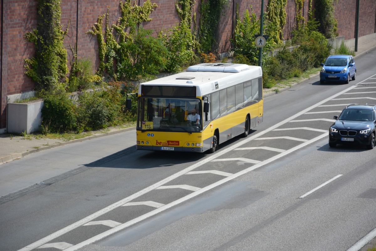 B-V 1399 ist am 07.07.2014 auf der Linie 118 unterwegs.