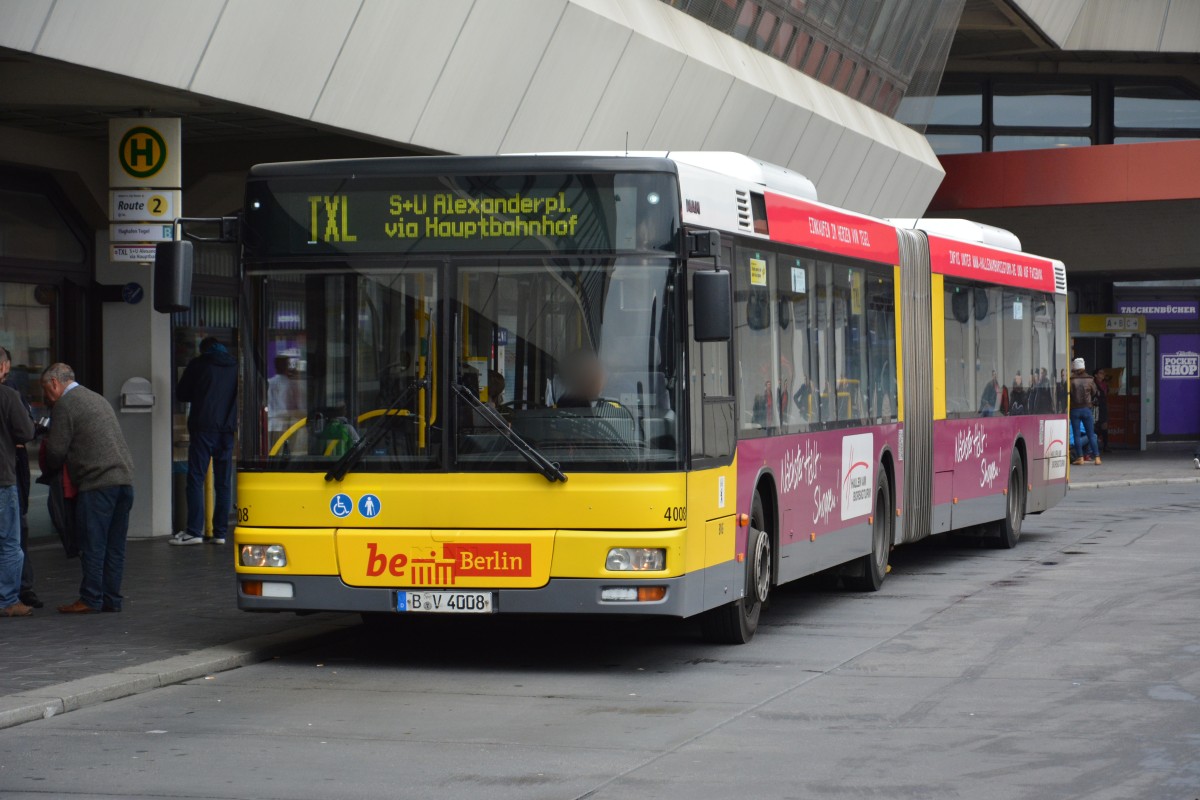 B-V 4008 steht am 26.10.2014 am Flughafen Tegel. Aufgenommen wurde ein MAN NG 313.
