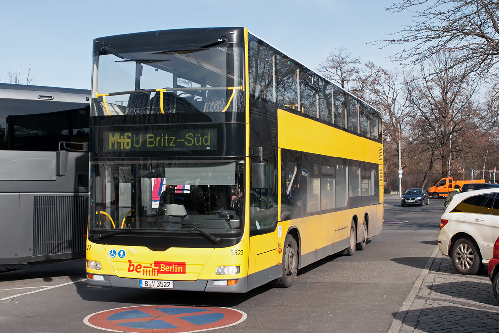 B-V3522
Manufacturer: Neoman 
Class: MAN ND 323 Lion's City DD (A39)
Year of construction: 2009
Operators designation: MAN DL09
Location: Pic was taken 2017-03-03 in Berlin, Hardenbergplatz