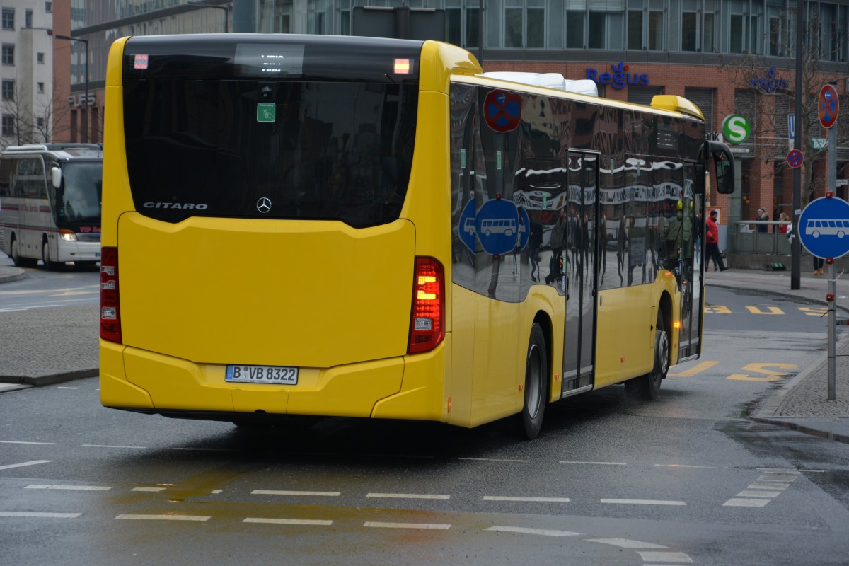 B-VB 8322 fährt am 14.03.2015 für die S-Bahn Berlin SEV. Aufgenommen wurde ein Mercedes Benz Citaro / Berlin Potsdamer Platz.
