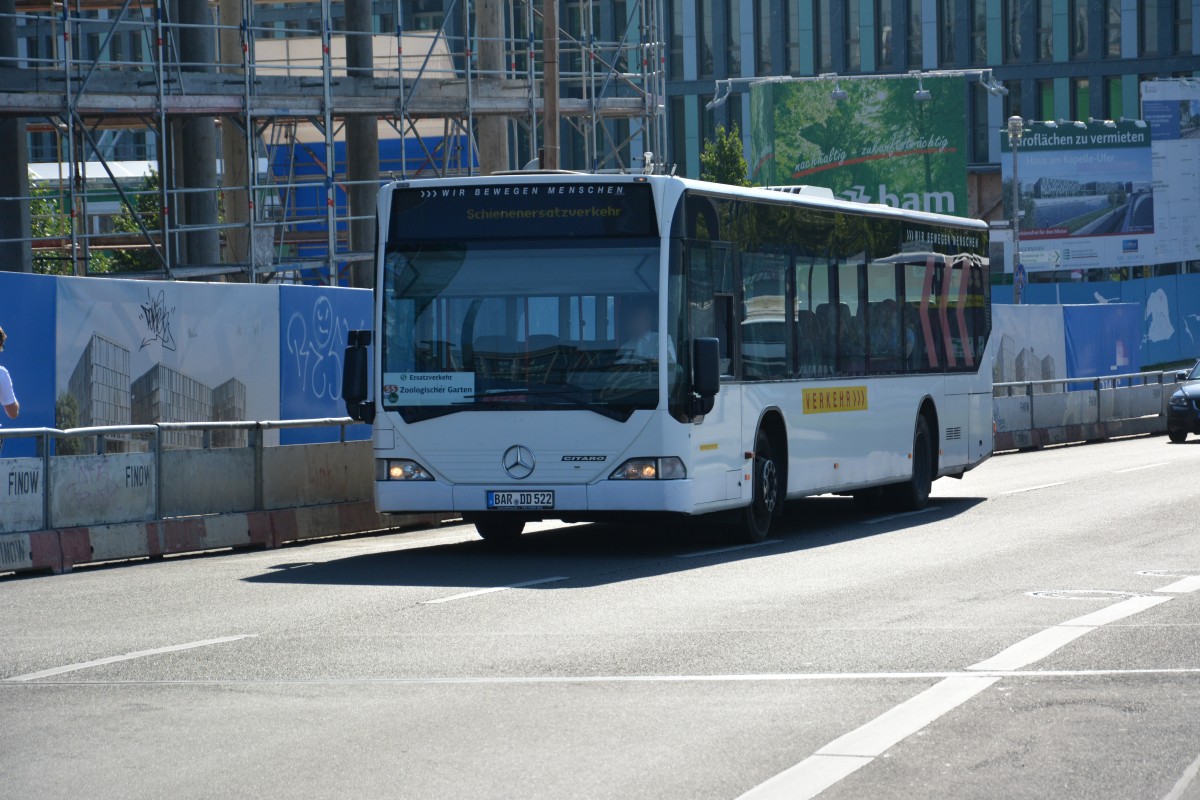 BAR-DD 522 fährt am 18.07.2015 für die S-Bahn Berlin Schienenersatzverkehr. Aufgenommen wurde ein Mercedes Benz Citaro / Berlin Rahel-Hirsch-Straße.