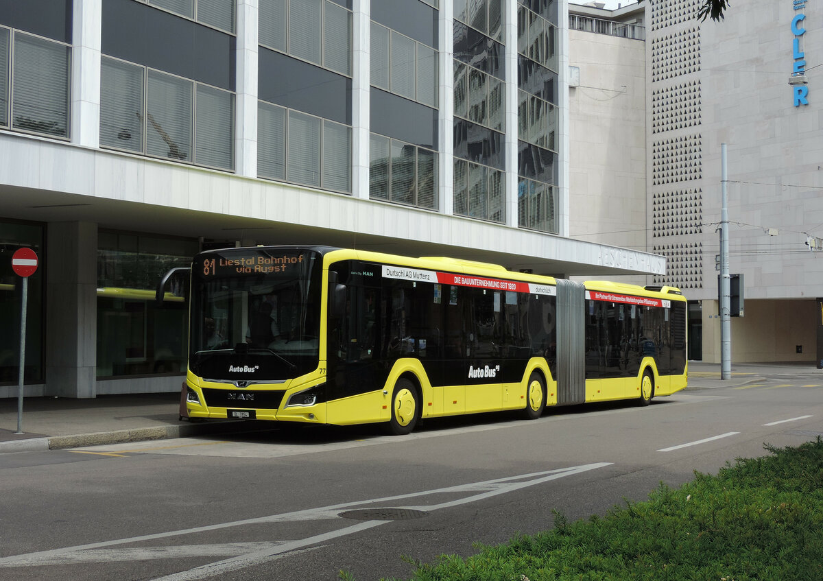 Basel - 22. mai 2022 : Der New Lion's City 18H, Wagen 77, ist einer von den vier neuen Busse bei Auto AG Liestal. Hier im Einsatz auf der Linie 81.