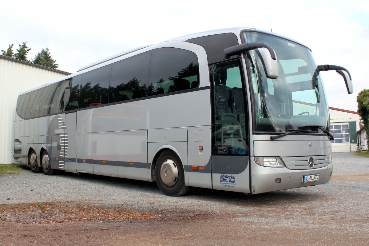 Becker Tours / Becker Reisen / Becker Bus am 29.10.2013 in 21255 Tostedt / Niedersachsen.